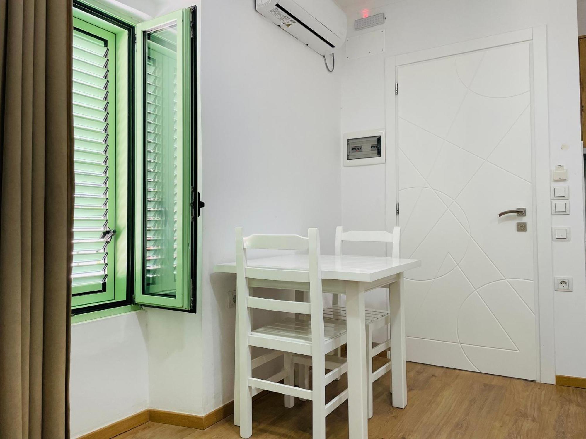 Guesthouse Near The Castle Of ฮีมาเรอ ภายนอก รูปภาพ