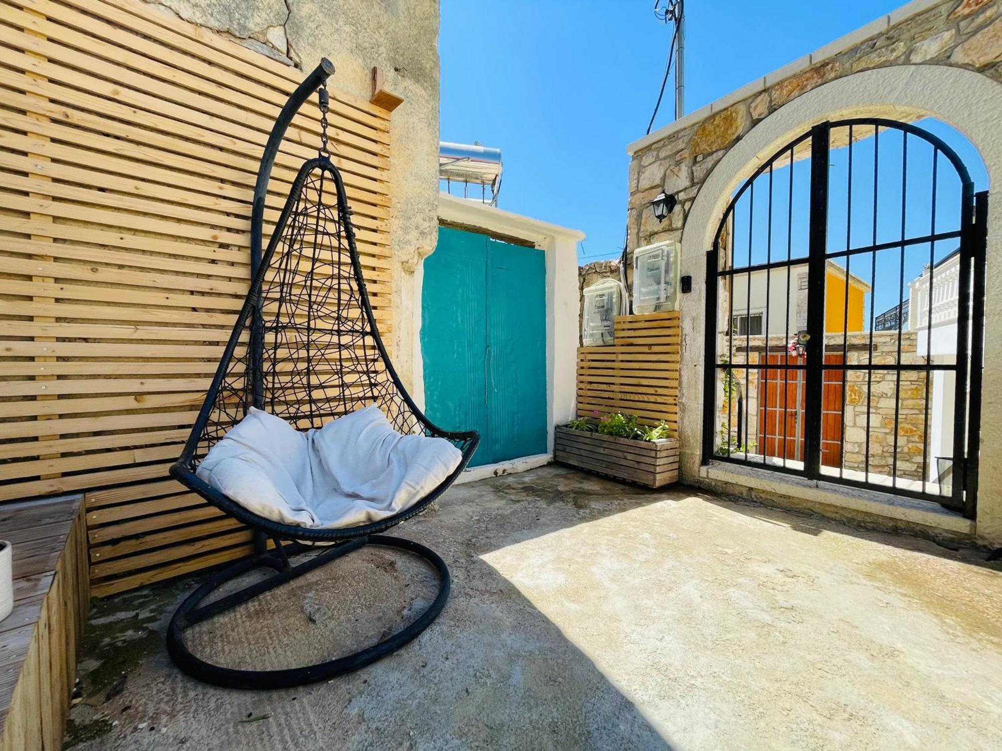 Guesthouse Near The Castle Of ฮีมาเรอ ภายนอก รูปภาพ