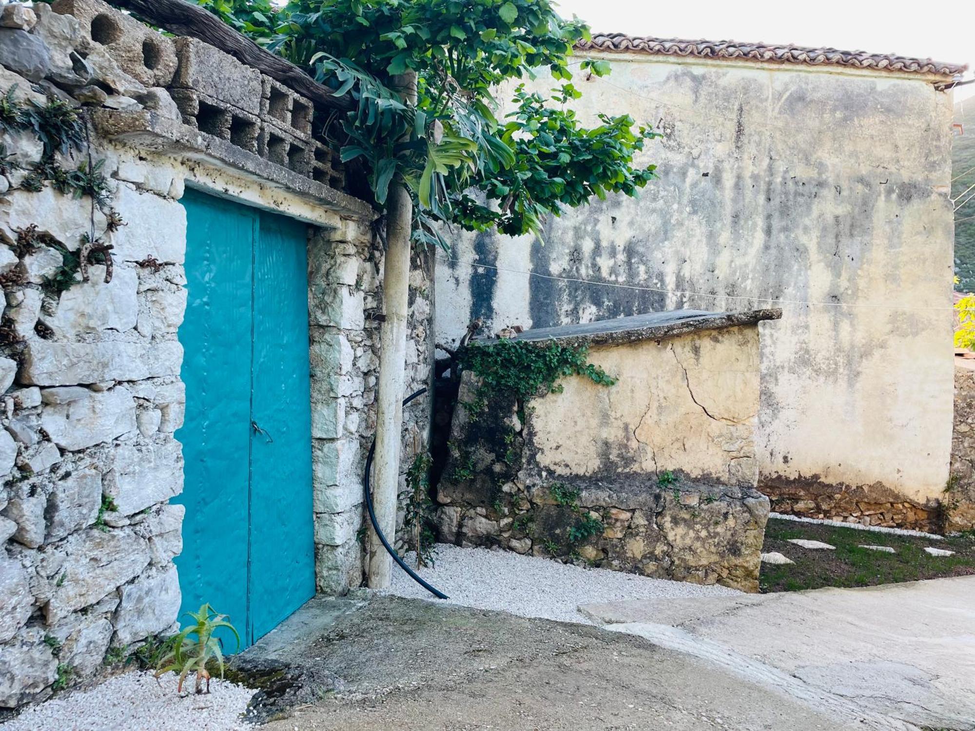 Guesthouse Near The Castle Of ฮีมาเรอ ภายนอก รูปภาพ