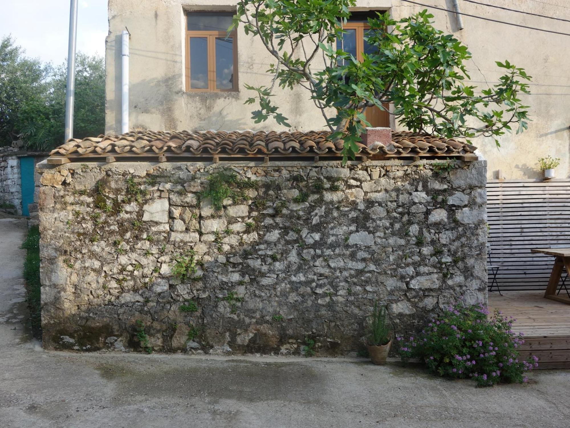 Guesthouse Near The Castle Of ฮีมาเรอ ภายนอก รูปภาพ